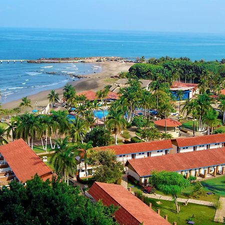 Qualton Club Ixtapa All Inclusive Exterior foto