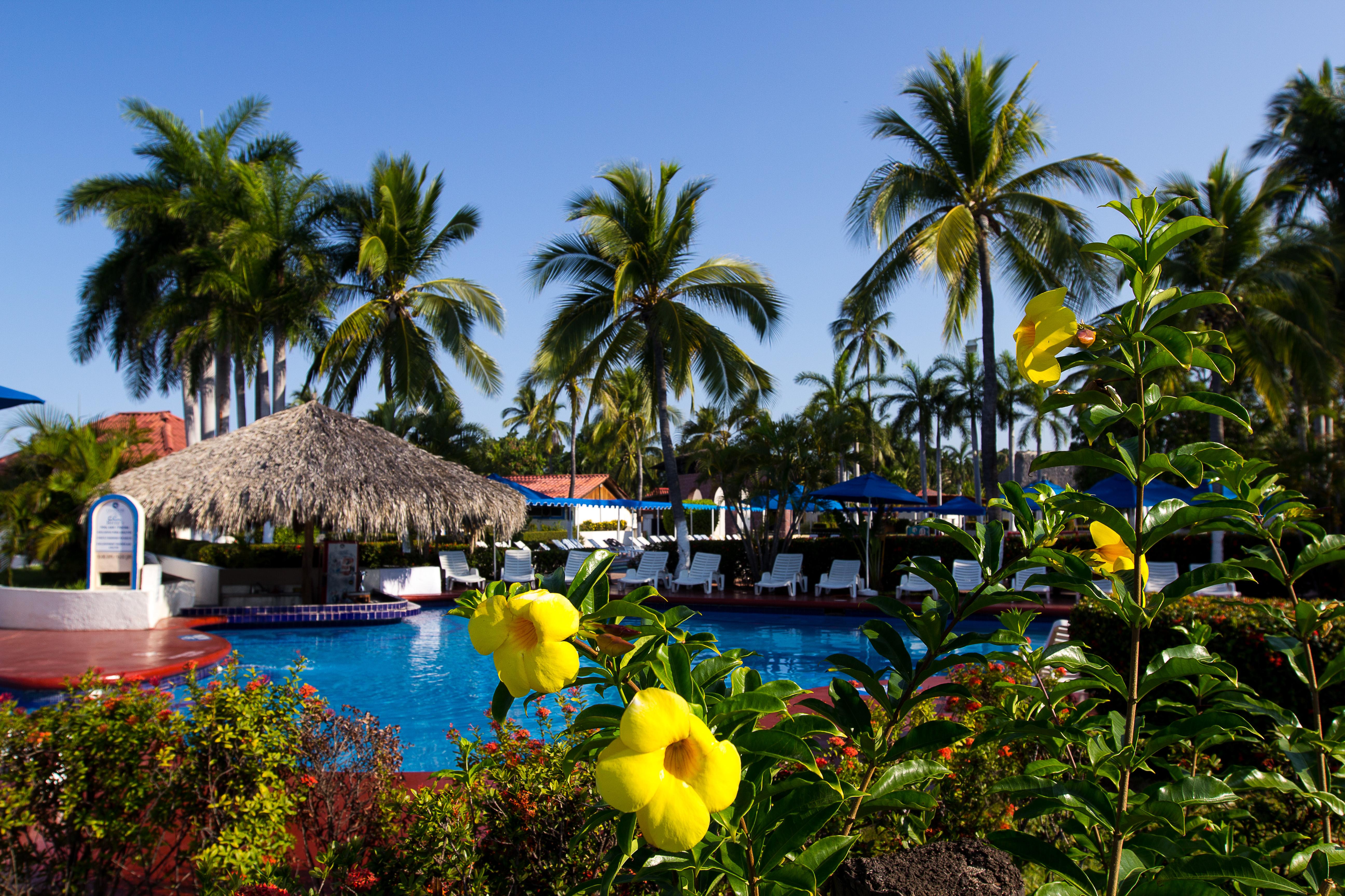 Qualton Club Ixtapa All Inclusive Exterior foto